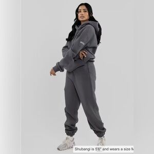 Comfrt Travel Essentials Steel Gray sweatpants size small